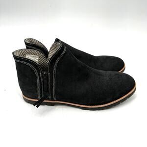 Woolrich Black Suede Wool Lined Zip Lug Booties Outdoor // 10